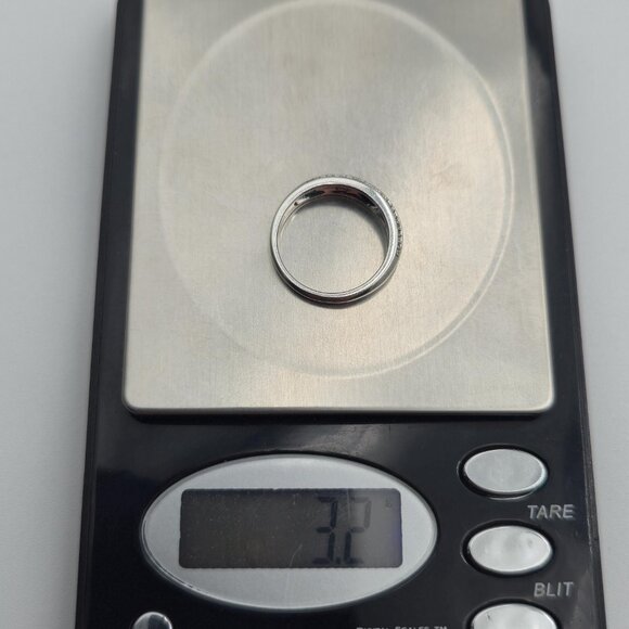 Size 7.25 Sterling Silver Small Diamonds Simple Band Ring A4382 - Picture 9 of 9